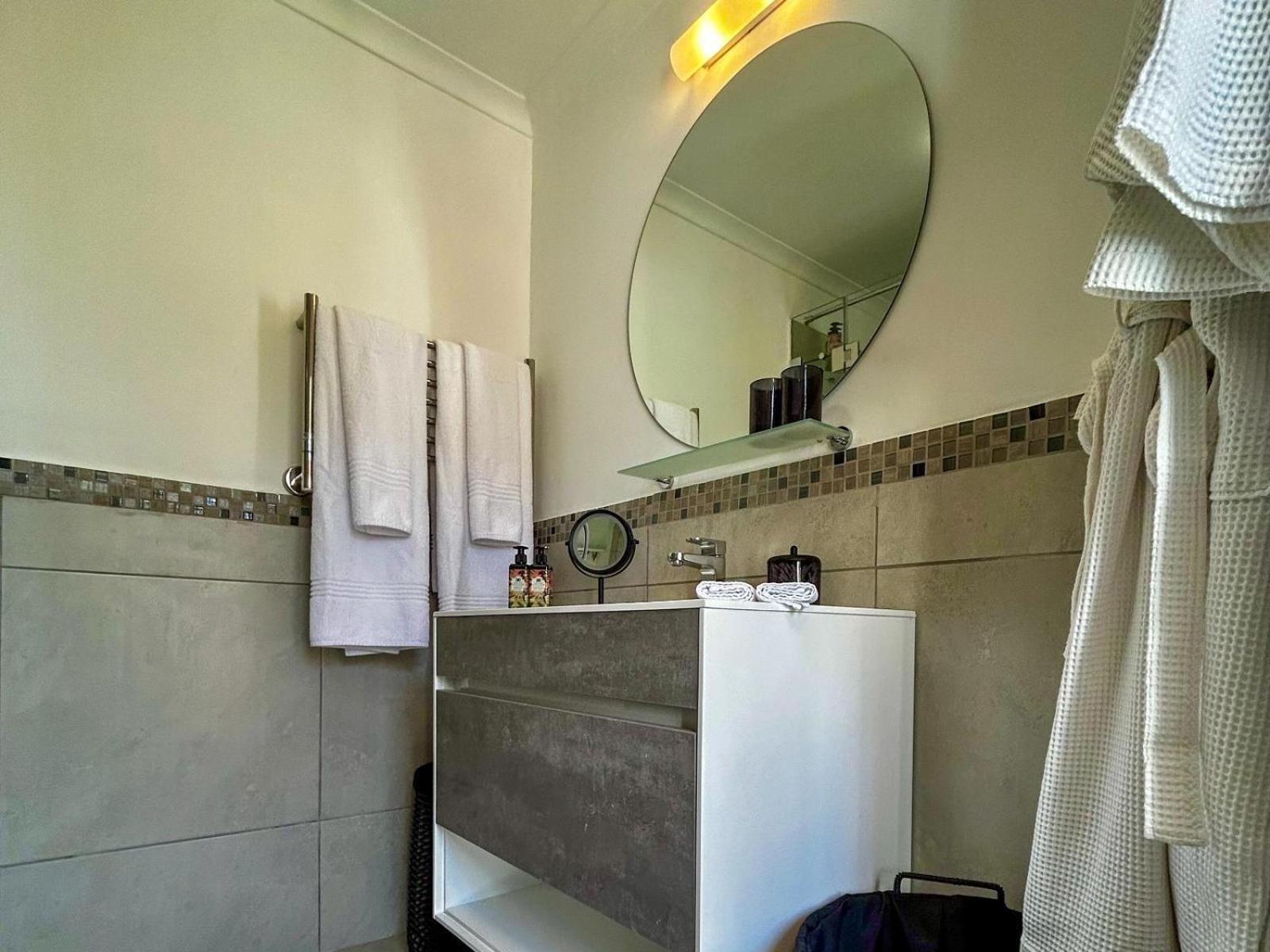 Acorn House Panzió Fokváros Kültér fotó